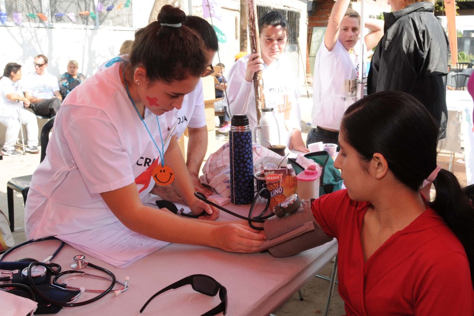 26106 | Ferias y jornadas de debate para conmemorar el 25º aniversario de la Dirección de Centros de Salud - Silvio Moriconi (archivo)
