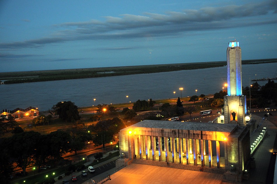 49528 | Vista del Monumento Nacional a la Bandera - Municipalidad de Rosario (archivo)