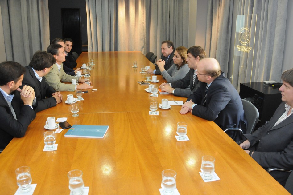 50730 | Reunión con directivos de ACINDAR - Dir. Gral. de Comunicación Social (Franco Trovato)