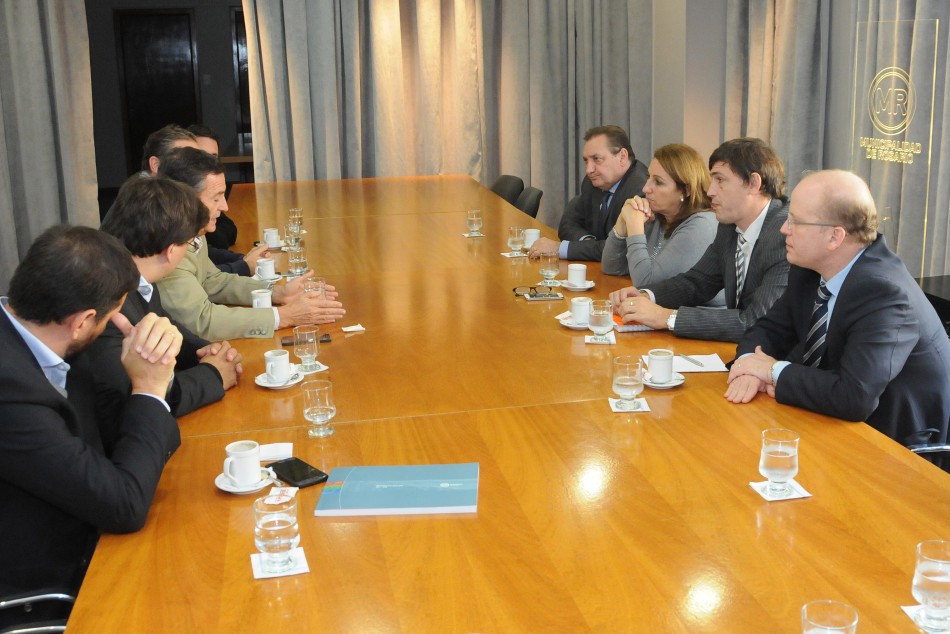 50729 | Reunión con directivos de ACINDAR - Dir. Gral. de Comunicación Social (Franco Trovato)
