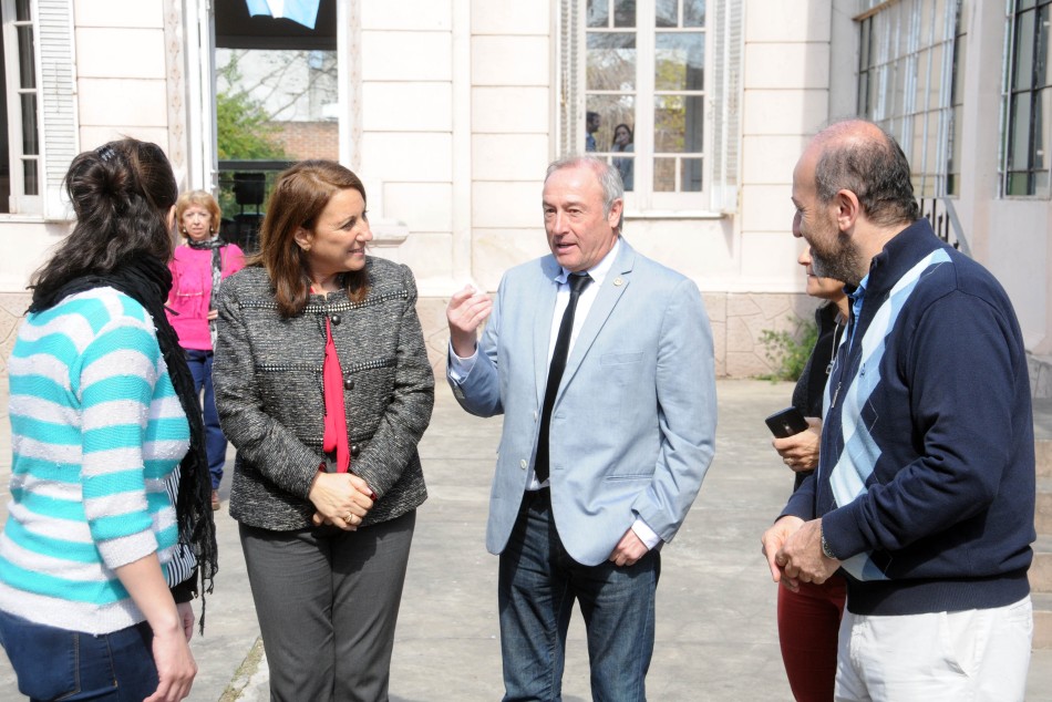 59541 | Firma recorrió las instalaciones de Casa del Paraná - Dir. Gral. de Comunicación Social (Silvio Moriconi)