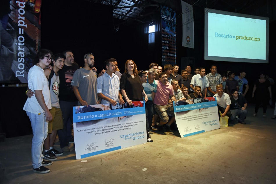 67168 | Entrega Certidicados Capacitacion Oficios  - Dir. Gral. de Comunicación Social (Marcelo Beltrame)