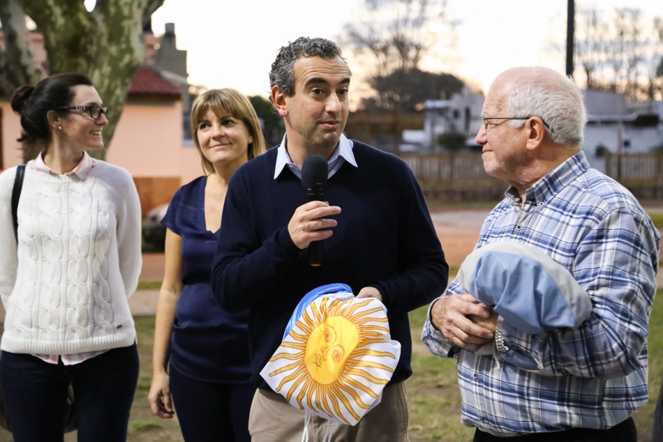 94882 | La plaza Ciro Echesortu, con nueva iluminación LED - Nano Pruzzo - Secretaría de Ambiente y Espacio Público