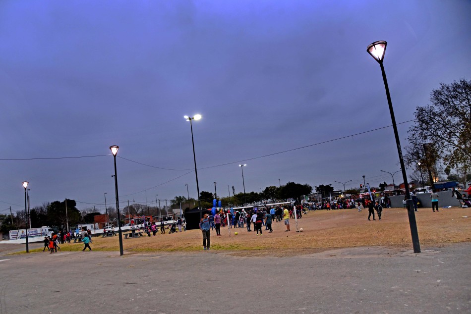 96415 | Luces Led Plaza de la Infancia  - Dir. Gral. de Comunicación Social (Marcelo Beltrame)