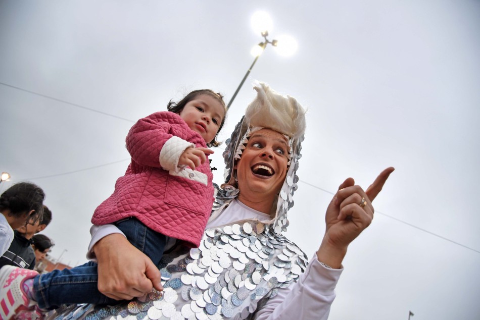 96423 | Luces Led Plaza de la Infancia  - Dir. Gral. de Comunicación Social (Marcelo Beltrame)
