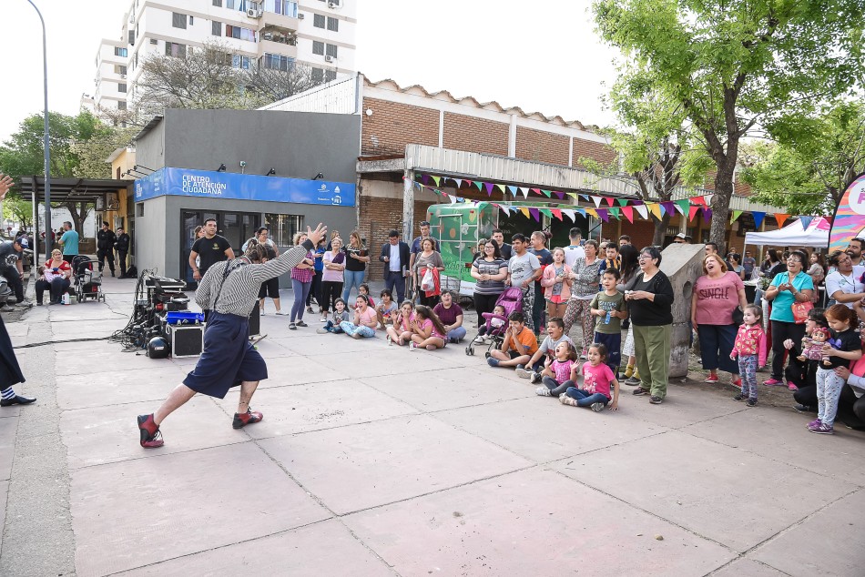 163094 | Las familias del barrio Grandoli y Gutiérrez celebraron el día del juego y la convivencia -