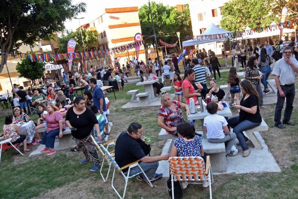 170073 | Inauguracion Plaza de la Solidaridad  - Grandoli y Gutierrez - Subsecretaría de Comunicación Social (Marcelo Beltrame)