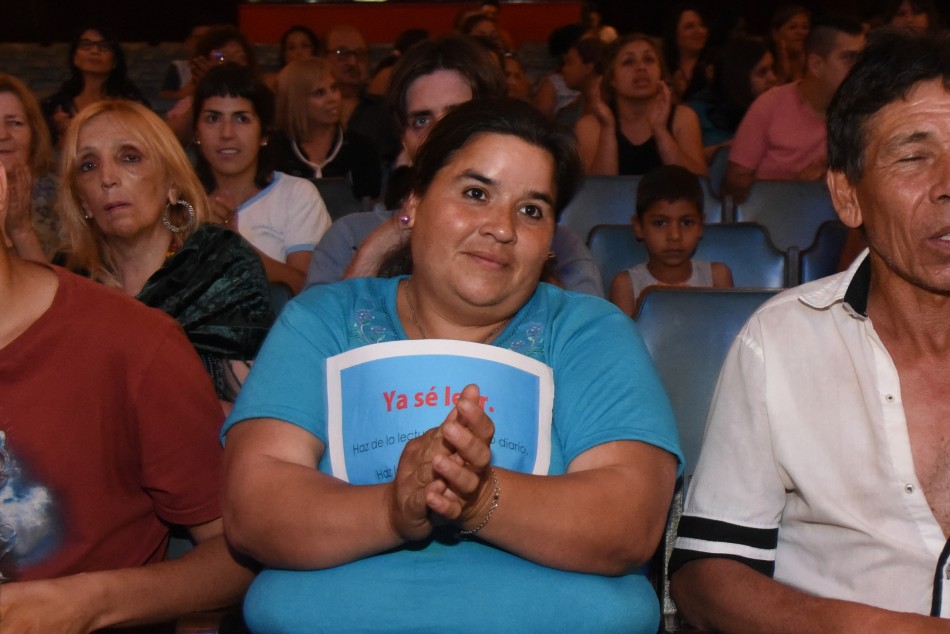 172409 | Entrega de certificados del programa Yo Si Puedo - Subsecretaría de Comunicación Social (Franco Trovato)