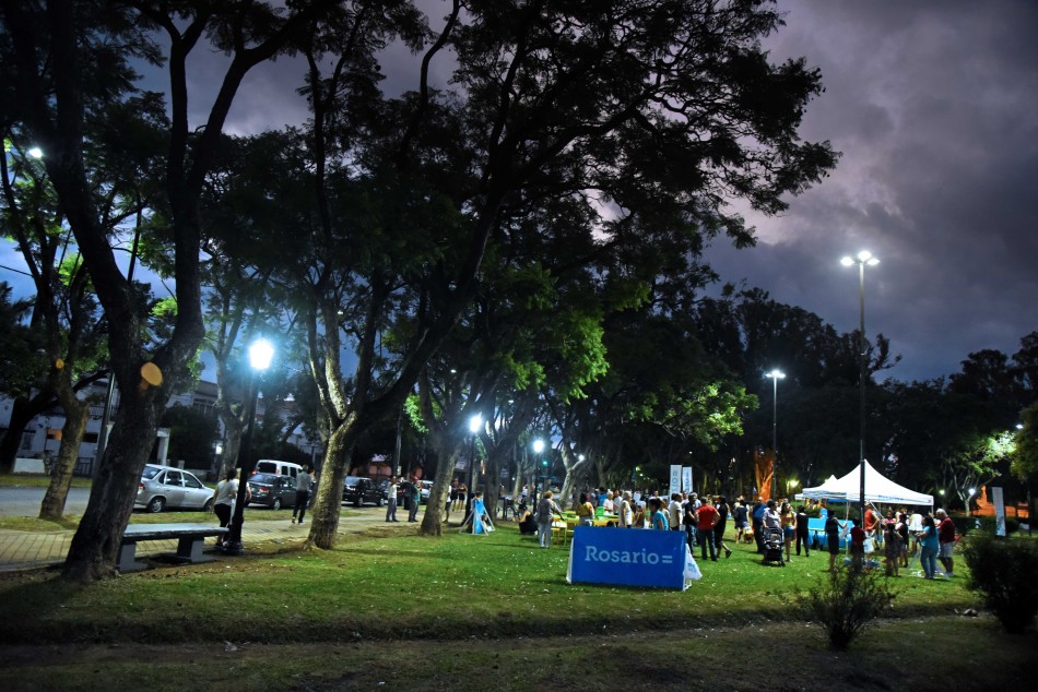 177817 | Luces Led Plaza Las Heras  - Subsecretaría de Comunicación Social (Marcelo Beltrame)