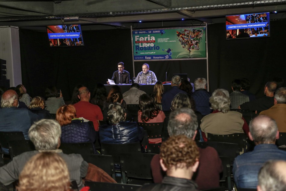 206919 | Fotos Gandolfo en Feria del Libro - Sec. de Cultura y Educación (Guillermo Turin Bootello)
