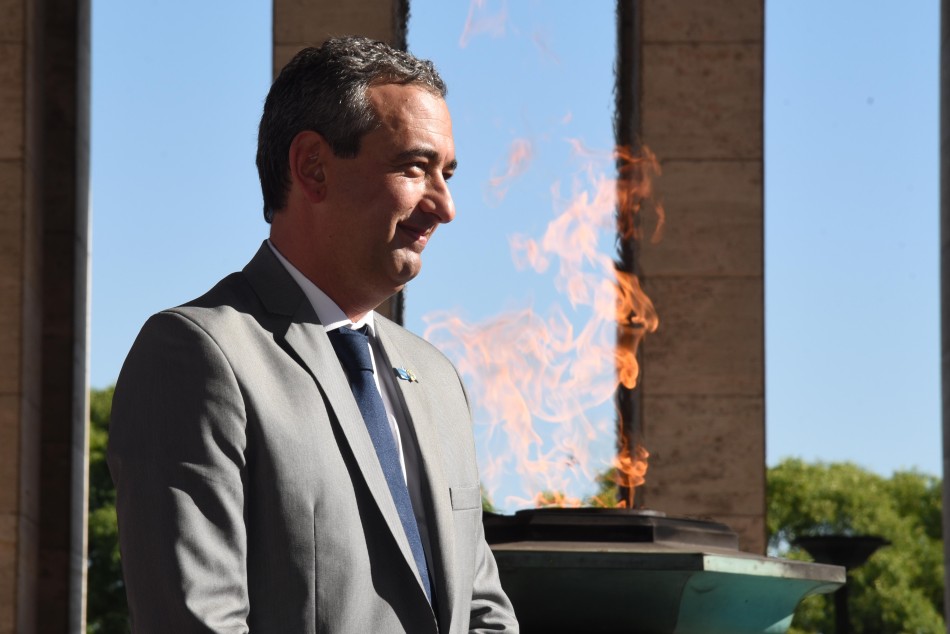 236463 | Izamiento y asunción de Pablo Javkin -