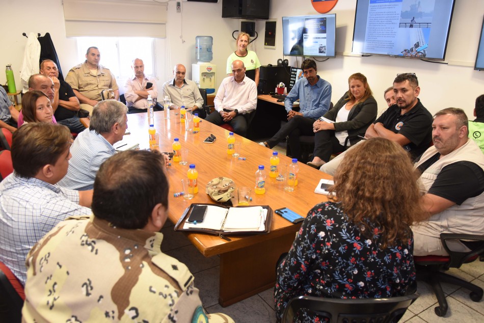 246962 | Reunión por incendios en las islas - Subsecretaría de Comunicación Social (Silvio Moriconi)