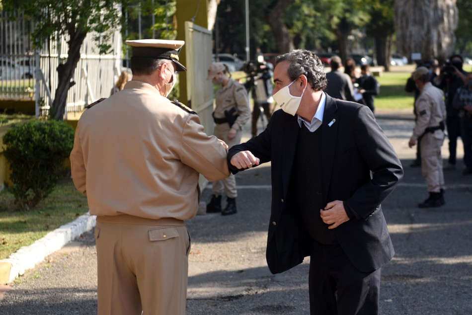 262378 | Reunión sobre la quema de las islas - Subsecretaría de Comunicación Social (Silvio Moriconi)