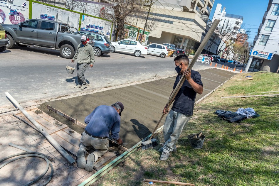276557 | Mejoramiento de entornos Plaza Santa Cruz - Subsecretaría de Comunicación Social (Marcelo Beltrame)