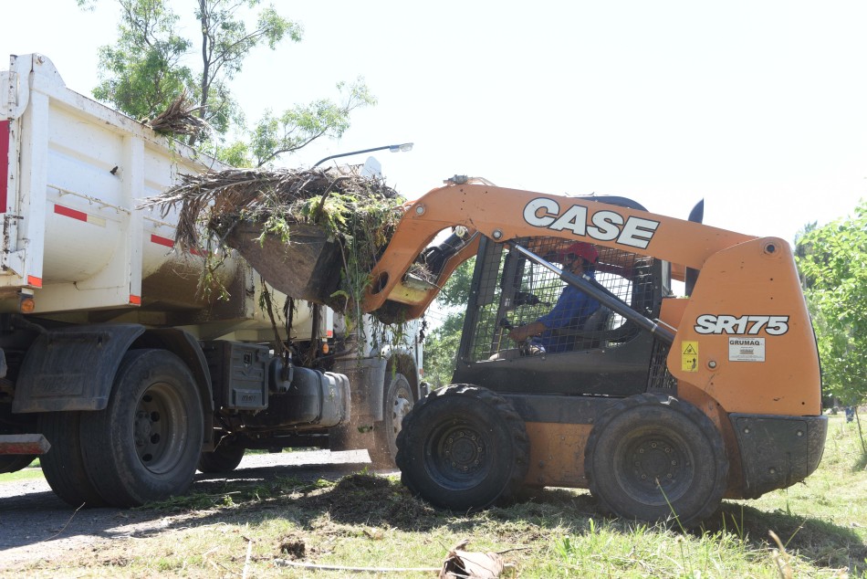 286429 | Operativo demalezamiento de baldíos Bº Hostal del Sol - Subsecretaría de Comunicación Social (Silvio Moriconi)