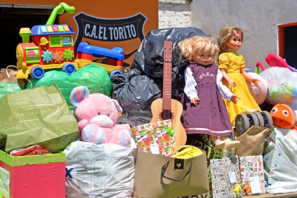 291777 | Clubes solidarios: instituciones rosarinas se unieron en una exitosa colecta navideña - Crédito: Mariela Aronna - Secretaría de Deporte y Turismo