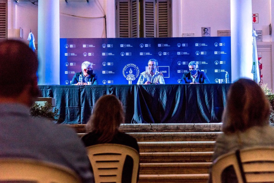 304936 | Capacitación universitaria para clubes - Subsecretaría de Comunicación Social (Marcelo Beltrame)