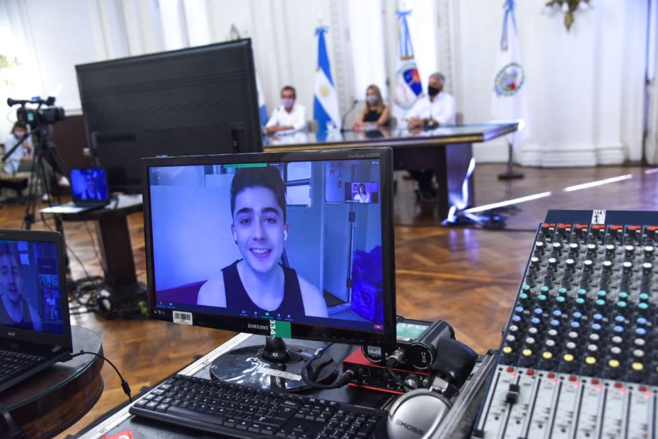 305276 | Presentación Rosarinos por el mundo - Marcelo Beltrame (Subsecretaría de Comunicación Social)