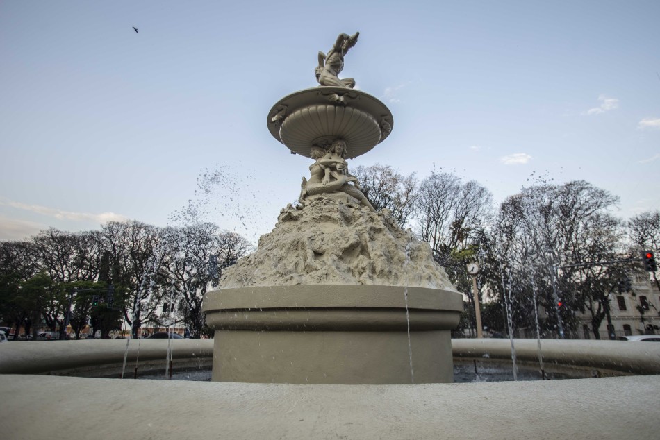 328808 | Fotos Música clásica en la fuente de las Utopías - Sec. de Cultura y Educación (Guillermo Turin Bootello)