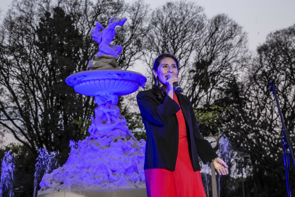 328815 | Fotos Música clásica en la fuente de las Utopías - Sec. de Cultura y Educación (Guillermo Turin Bootello)