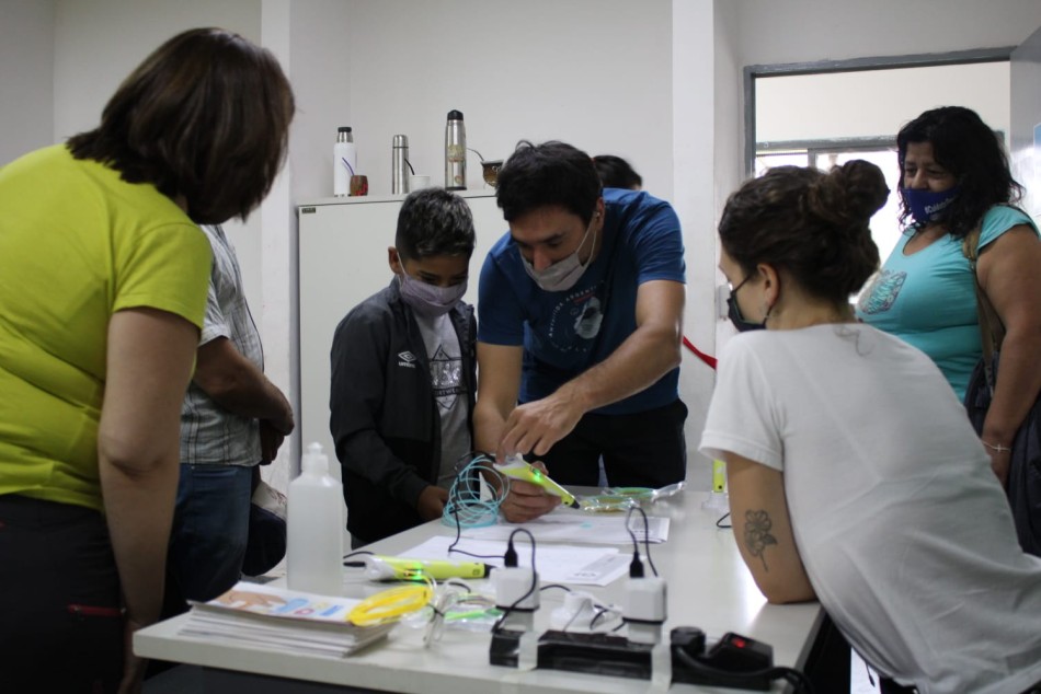 351550 | Inauguración Aula digital de CIC La Cerámica - Nueva Oportunidad