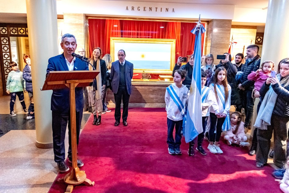 427028 | Promesa de Lealtad a la Bandera Escuela Bialik  - Subsecretaría de Comunicación Social (Marcelo Beltrame)