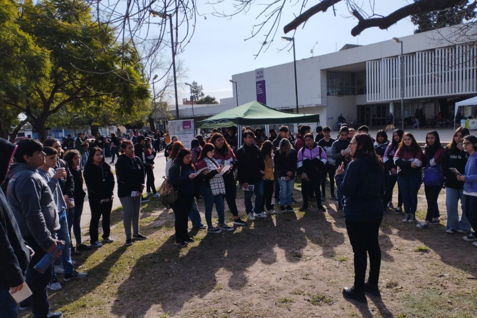 437334 | El CMD Noroeste fue sede de la «Expo Carreras Urbanas» - Municipalidad de Rosario
