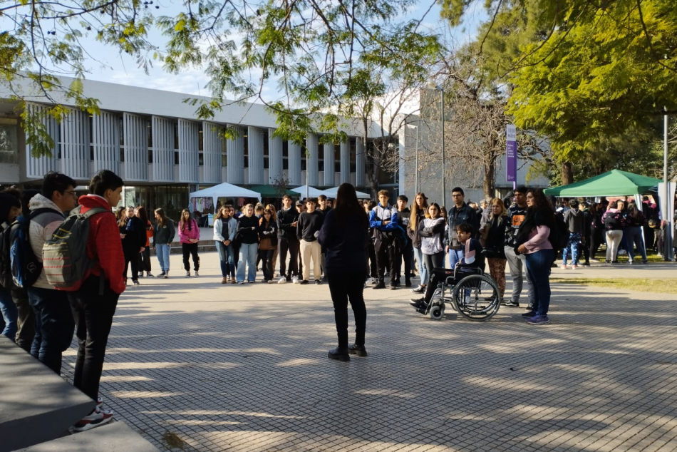 437338 | El CMD Noroeste fue sede de la «Expo Carreras Urbanas» - Municipalidad de Rosario