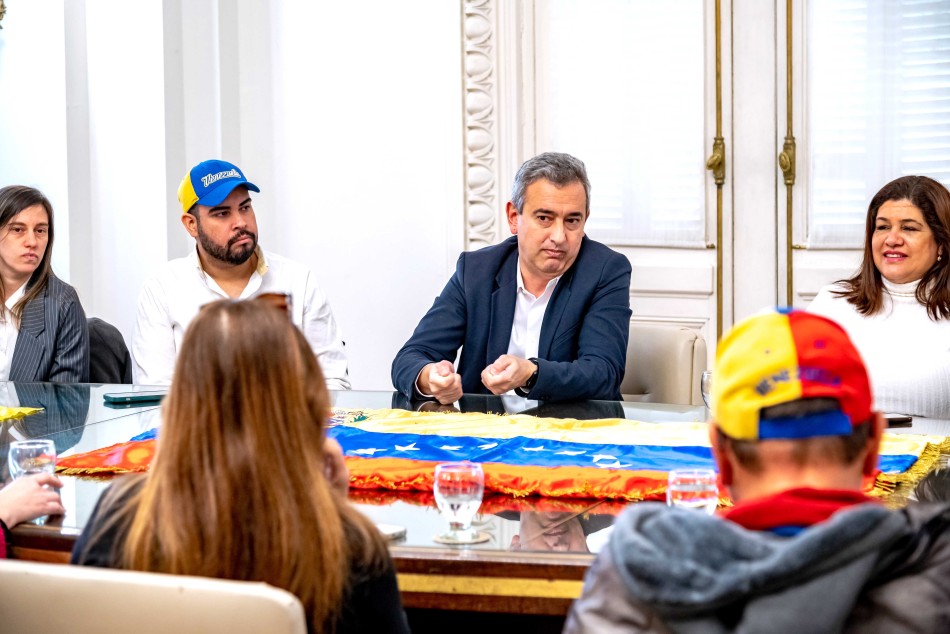 509172 | Reunión con residentes venezolanos - Subsecretaría de Comunicación Social (Marcelo Beltrame)