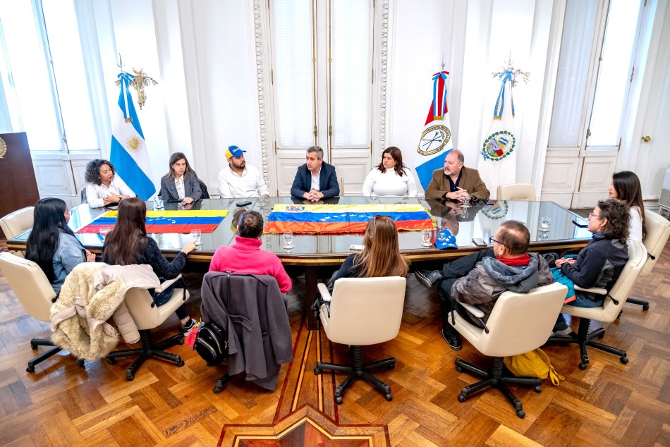 509169 | Reunión con residentes venezolanos - Subsecretaría de Comunicación Social (Marcelo Beltrame)