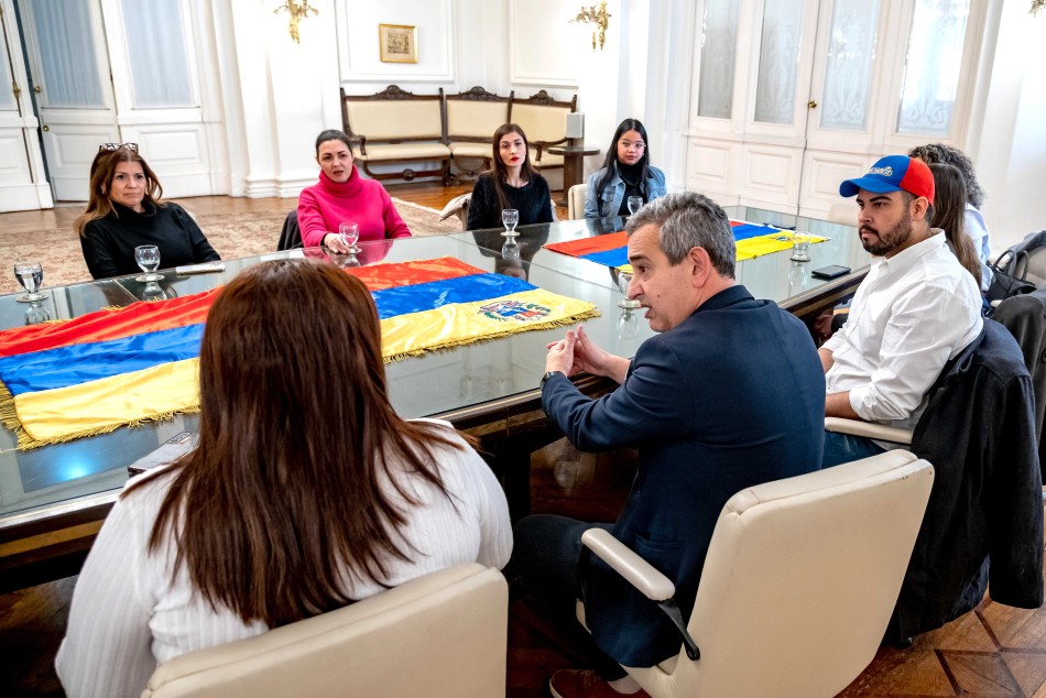 509171 | Reunión con residentes venezolanos - Subsecretaría de Comunicación Social (Marcelo Beltrame)