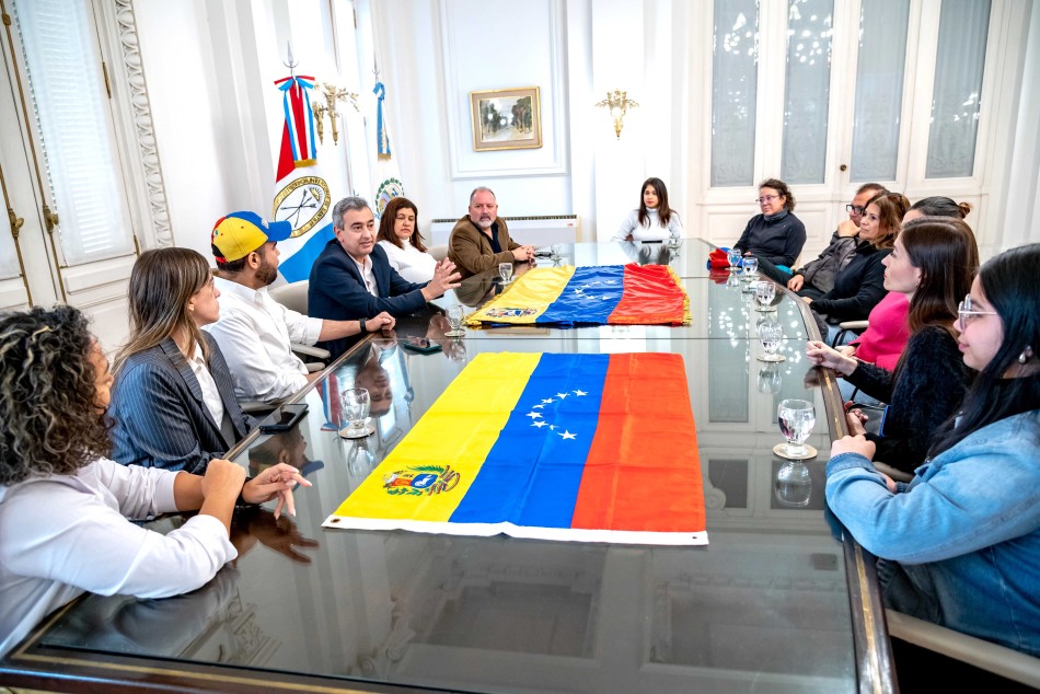 509168 | Reunión con residentes venezolanos - Subsecretaría de Comunicación Social (Marcelo Beltrame)