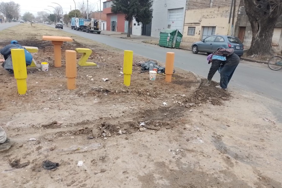 511834 | Recuperación de espacios de uso público en bulevar Avellaneda - Secretaría de Ambiente y Espacio Público