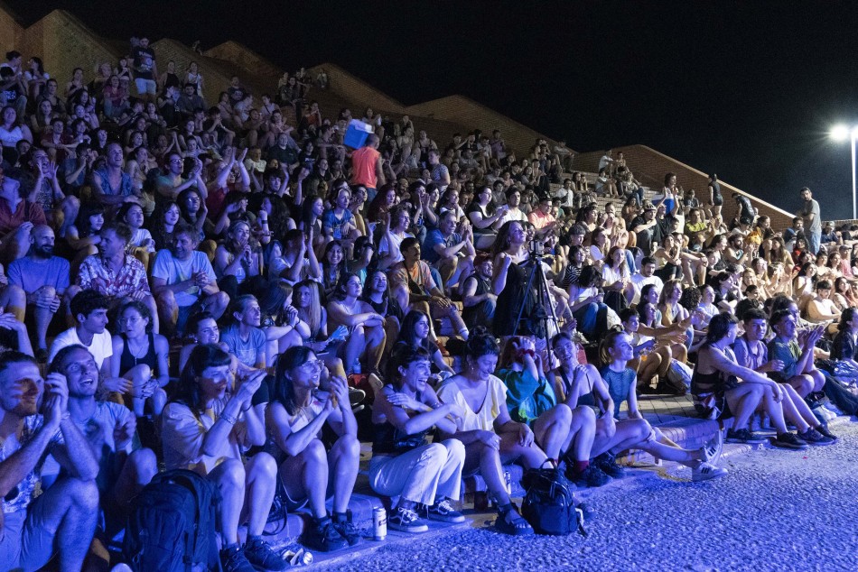 543987 | Fotos 9na edición Festival El Cruce - Hip Hop alternativo Batalla de Freestyle - Escalinatas CCPE - Sec. Cultura y Educación / Silvina La Calamita (Cala)