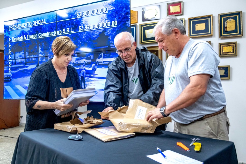 622555 | Apertura de sobres del cantero de Bv. Seguí - Subsecretaría de Comunicación Social (Marcelo Beltrame)